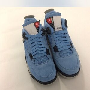 Jordan 4 University Blue